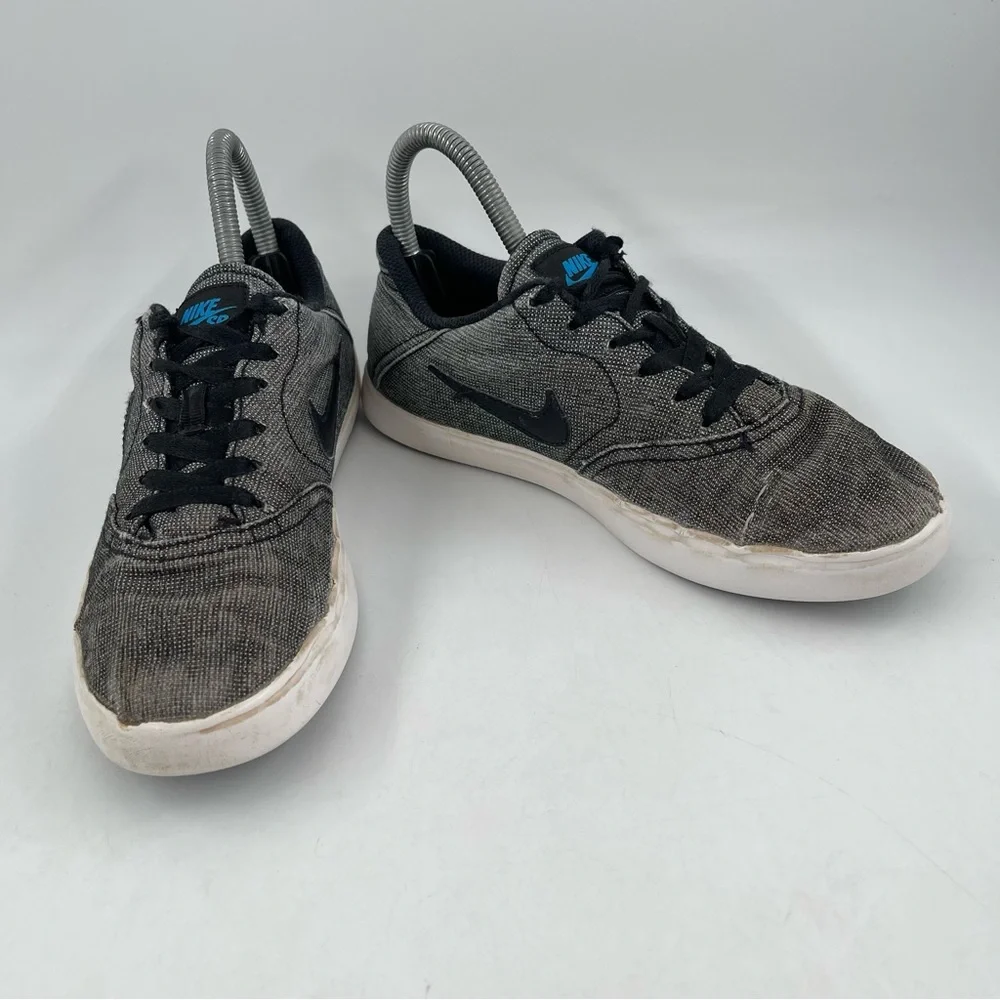 Nike Unisex Kids SB Black White Check Canvas Shoe Lace Up Sneaker - Size 5.5 Y
